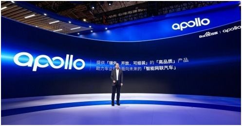 智能驾驶浪潮涌动 巨头竞逐，软件服务成新战场